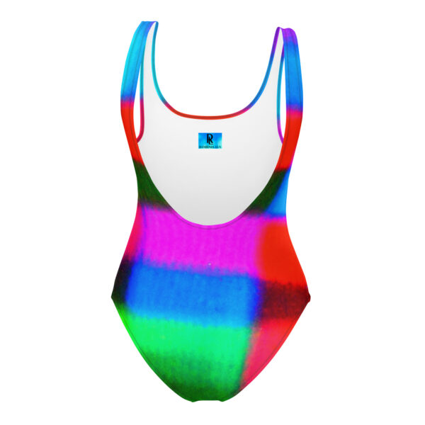 One-Piece Swimsuit Color Technique by Randoma Lux